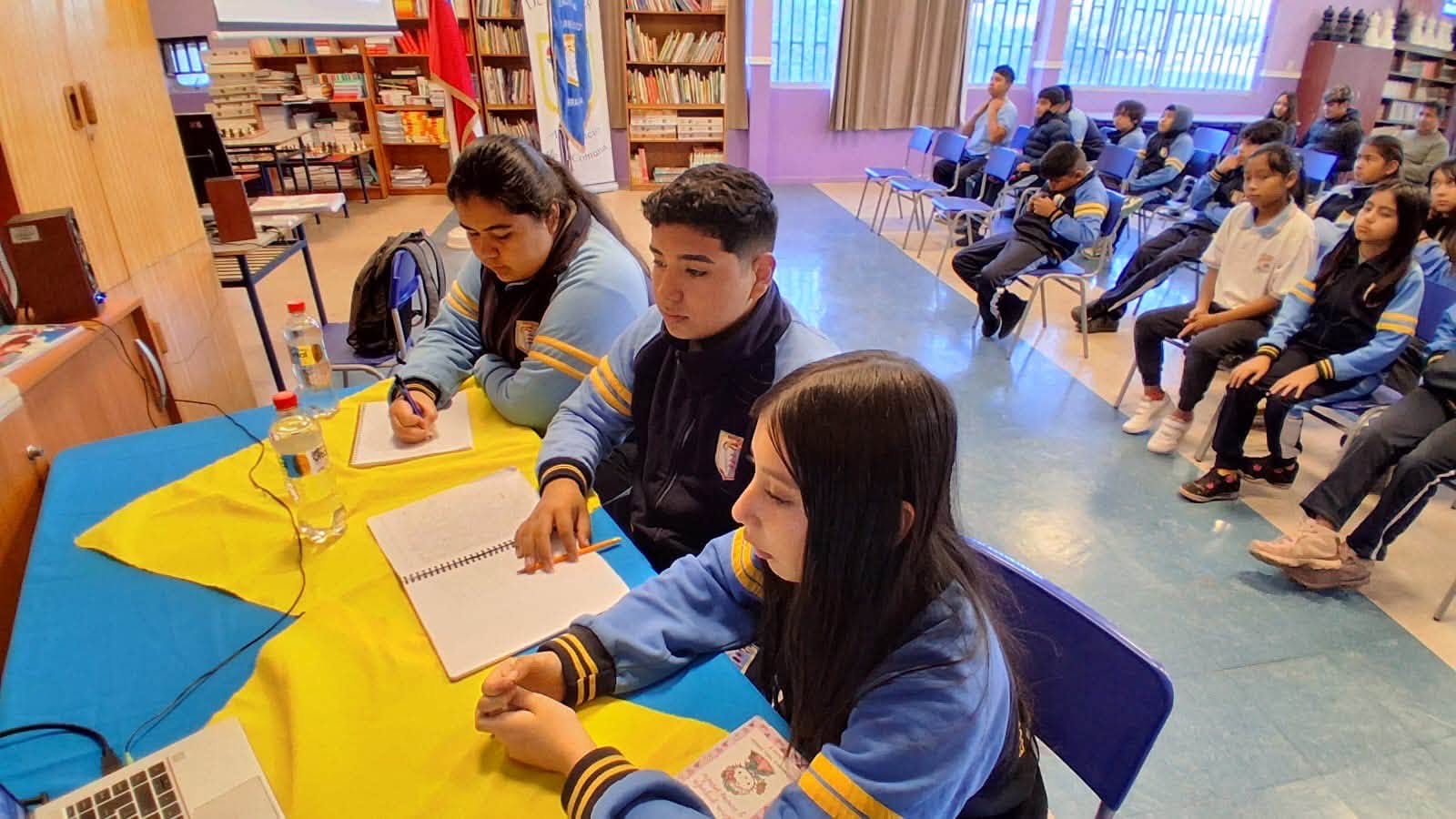 Escuela Luis Uribe Orrego participó en el primer Torneo Nacional de Debate Escolar Participativo 2026