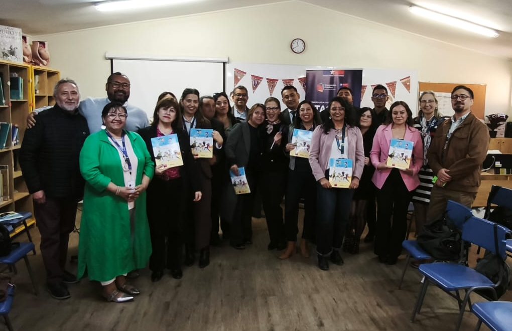 SLEP Atacama presenta manual “Leer desde la diversidad” para fortalecer el fomento lector con enfoque inclusivo