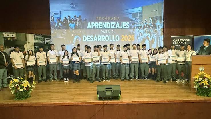 84 estudiantes del Liceo Federico Varela culminaron formación técnica junto a Capstone Copper Mantoverde